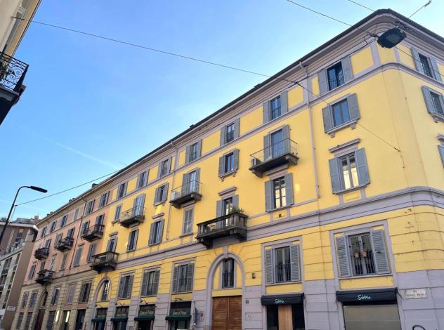 appartamento in vendita a Milano in zona Porta Genova