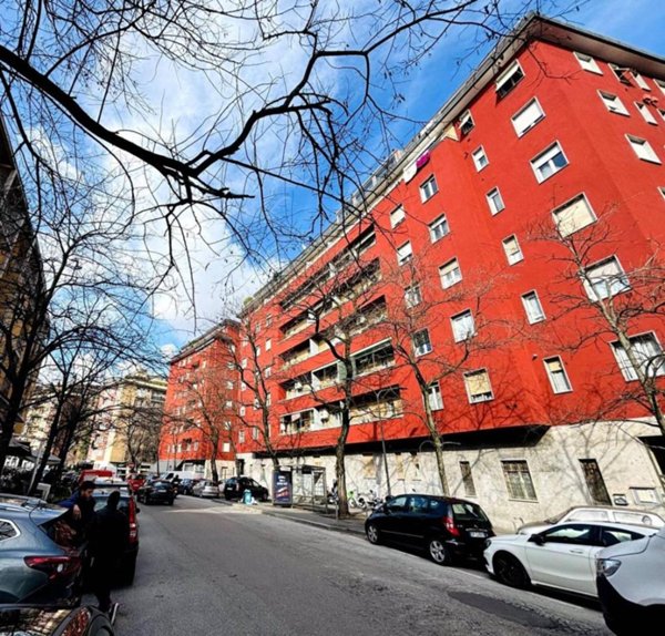 appartamento in vendita a Milano in zona Cagnola