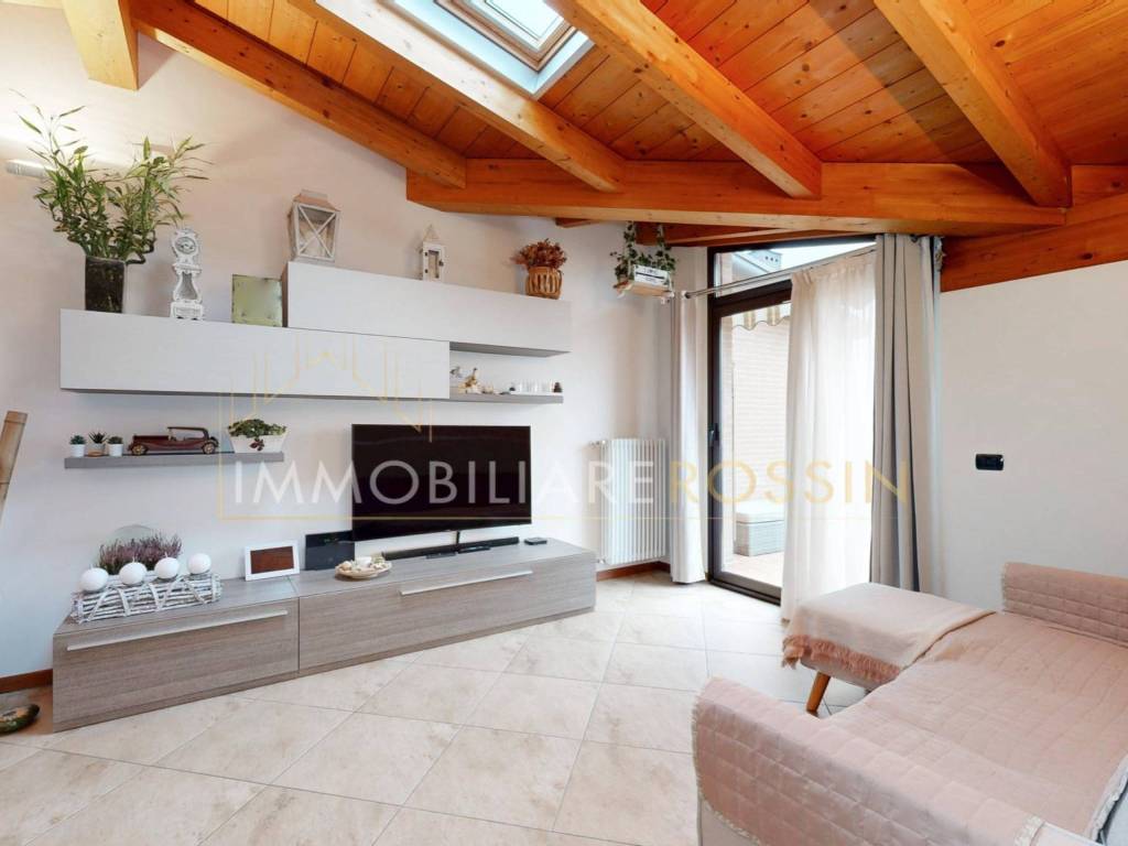 appartamento in vendita a Milano in zona Ronchetto sul Naviglio