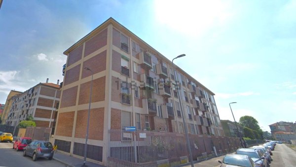 appartamento in vendita a Milano in zona Gorla