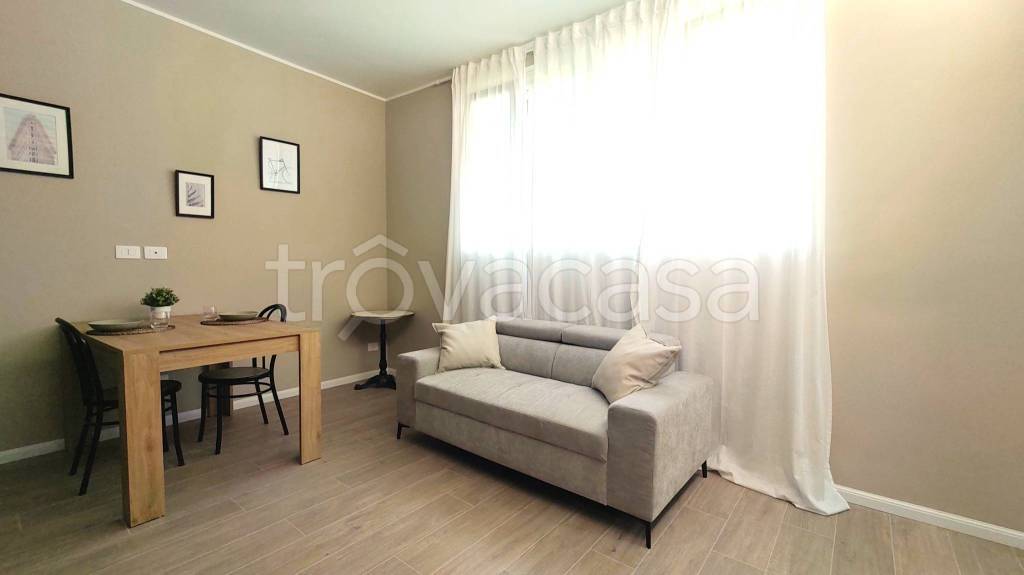 appartamento in vendita a Milano in zona Gorla
