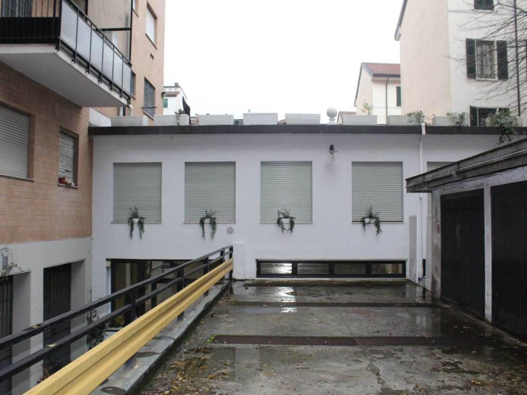 appartamento in vendita a Milano in zona Conchetta