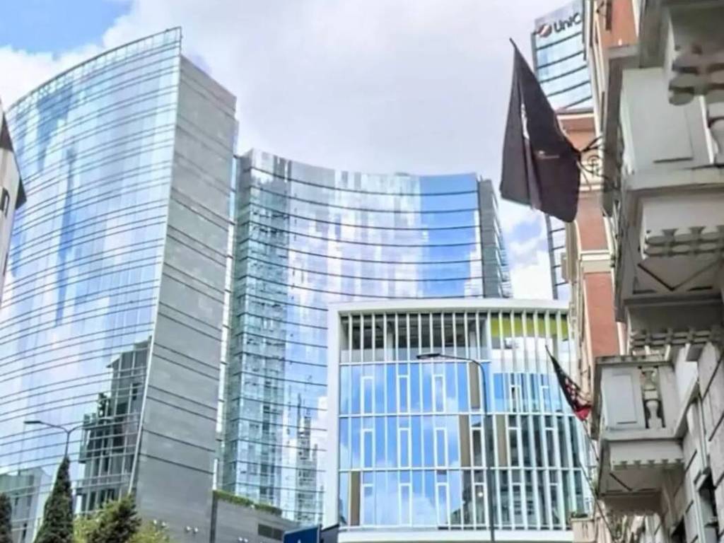 appartamento in vendita a Milano in zona Porta Nuova