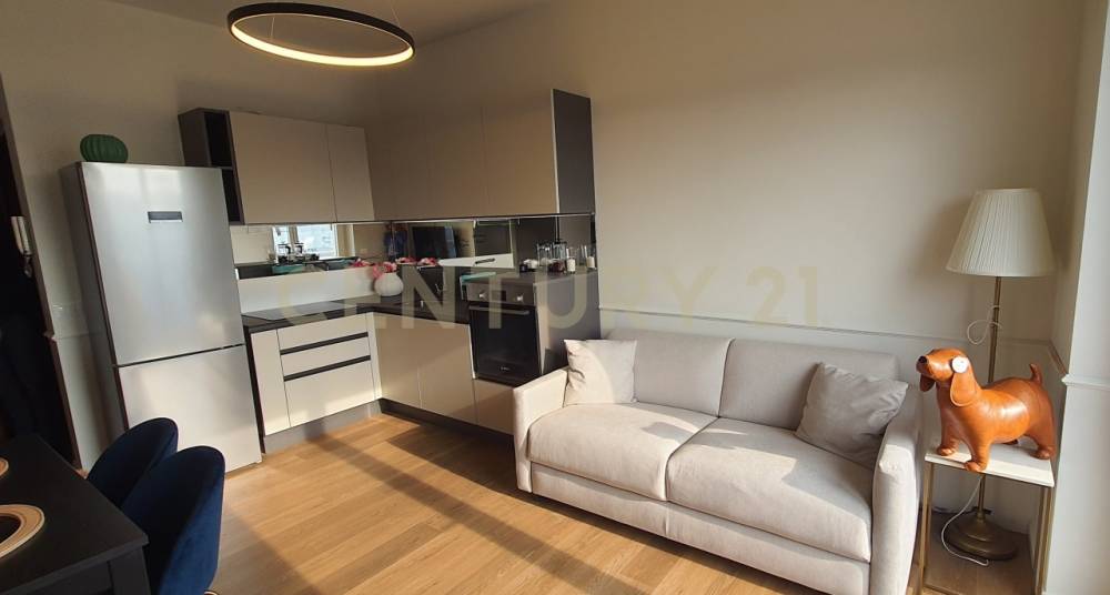 appartamento in vendita a Milano in zona Famagosta