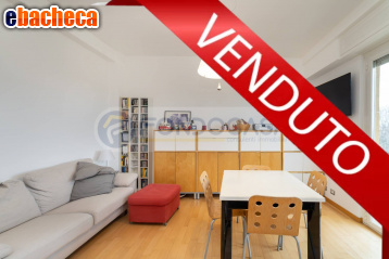appartamento in vendita a Milano in zona Gorla