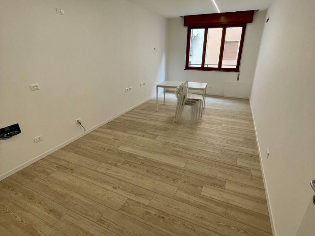 appartamento in vendita a Milano in zona Ghisolfa