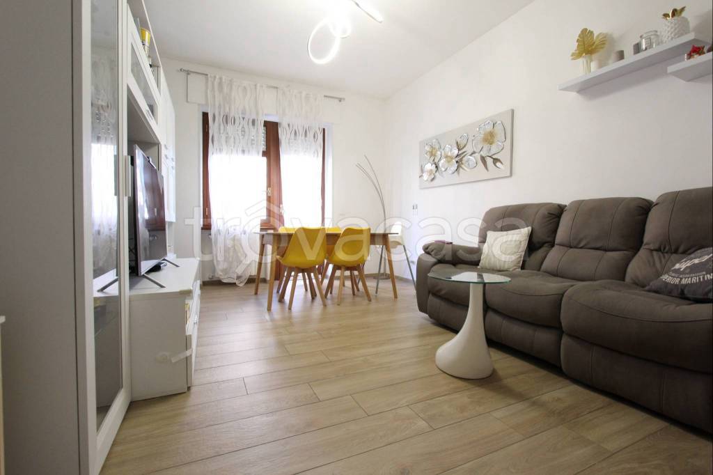 appartamento in vendita a Milano in zona Affori