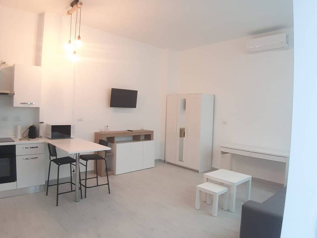 appartamento in vendita a Milano in zona Quarto Oggiaro
