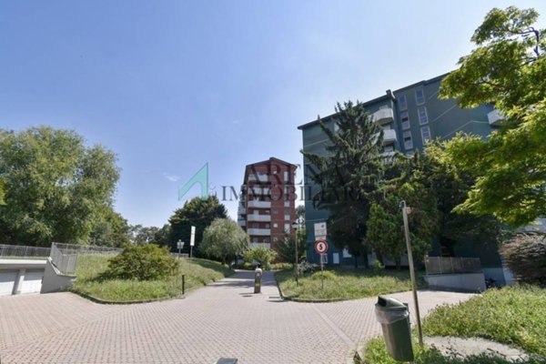 appartamento in vendita a Milano in zona Rogoredo