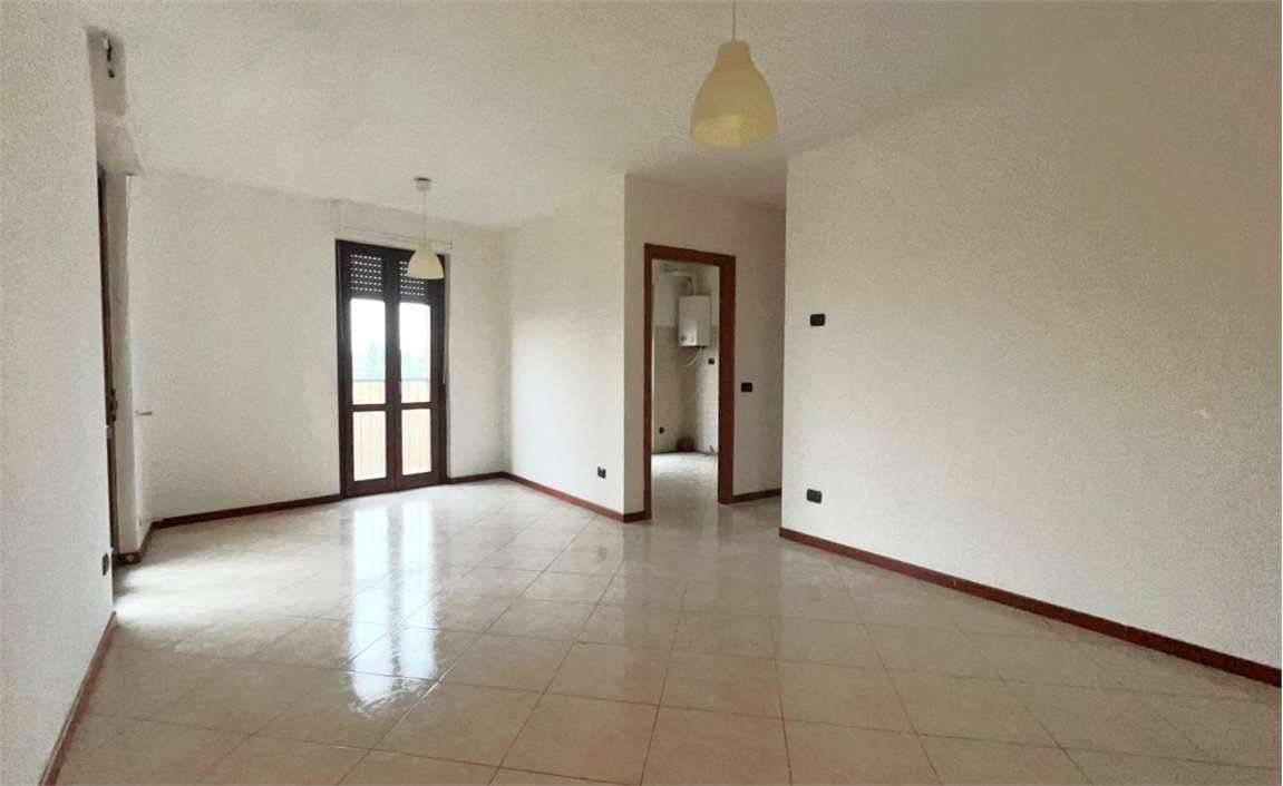 appartamento in vendita a Milano in zona Muggiano