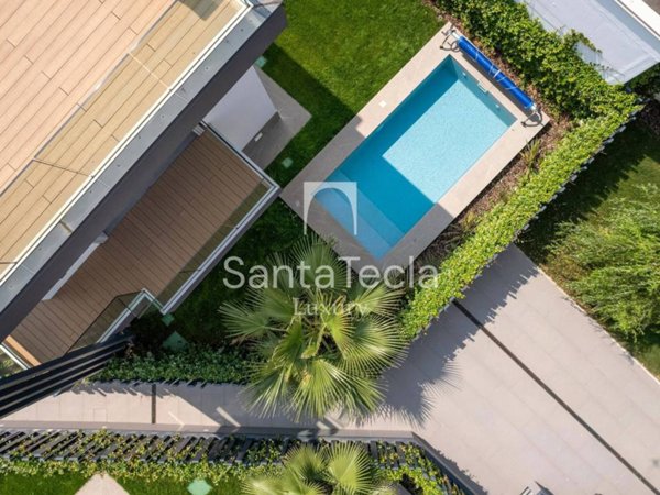 casa indipendente in vendita a Milano in zona Precotto