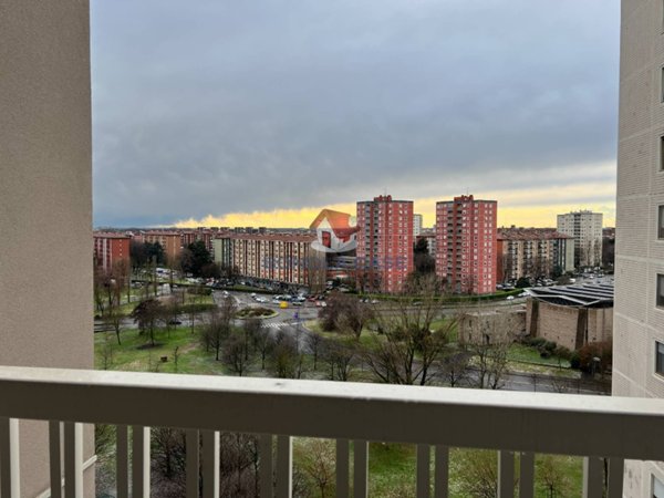 appartamento in vendita a Milano in zona Gallaratese