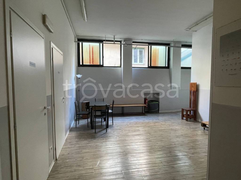 quadrivano in vendita a Milano in zona Solari