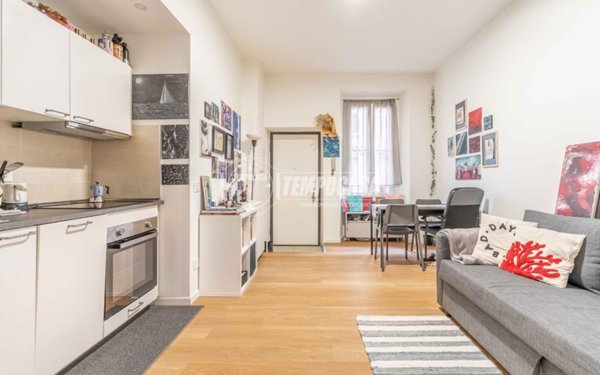 appartamento in vendita a Milano in zona Morivione