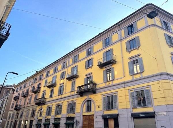 appartamento in vendita a Milano in zona Porta Genova