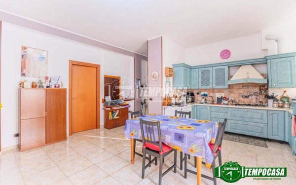 appartamento in vendita a Milano in zona Montalbino