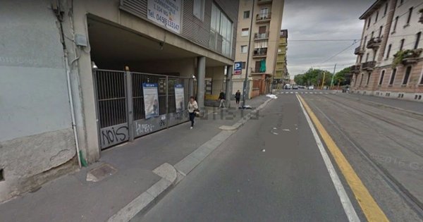 intera palazzina in vendita a Milano