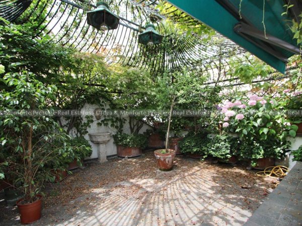 appartamento in vendita a Milano in zona Famagosta