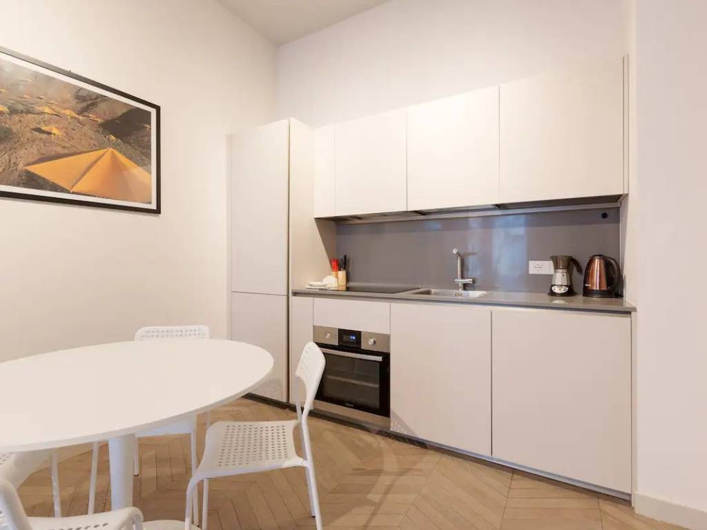 appartamento in vendita a Milano in zona Sempione