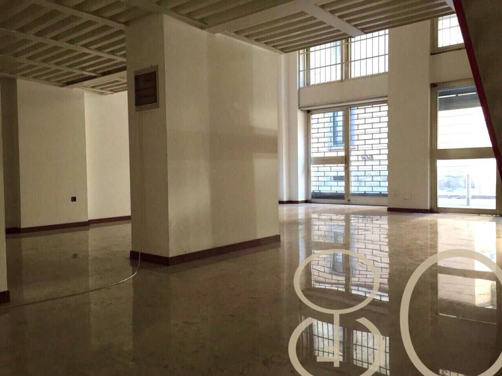 quadrivano in vendita a Milano in zona Sempione