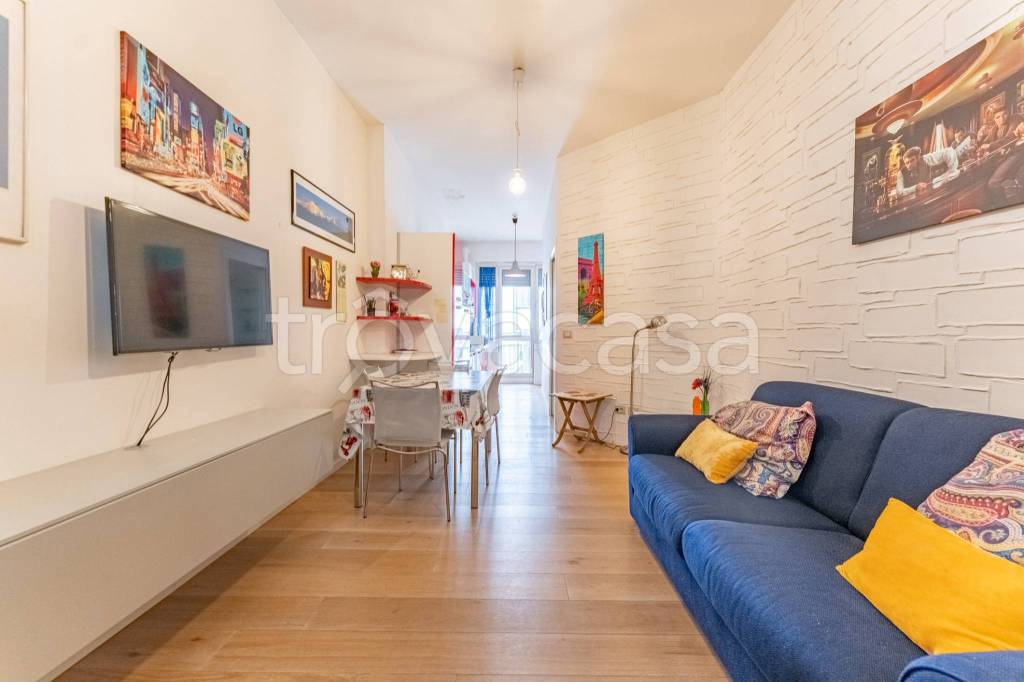 appartamento in vendita a Milano in zona Città Studi
