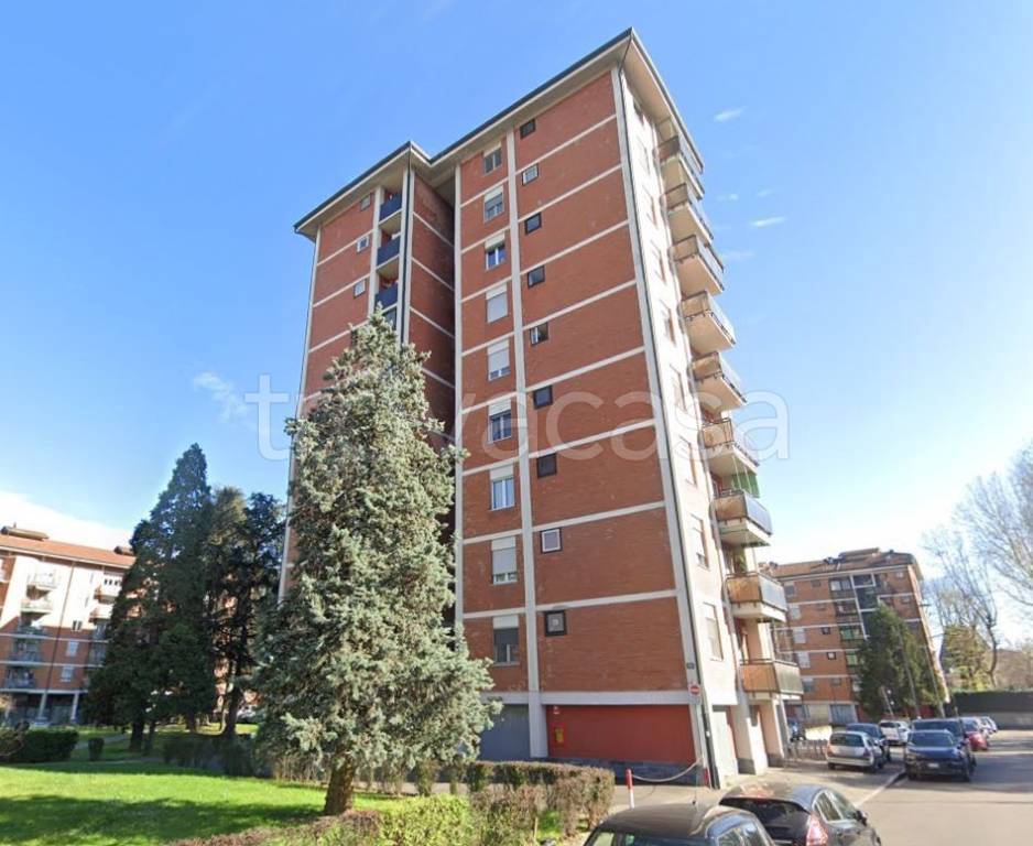 appartamento in vendita a Milano in zona Chiesa Rossa