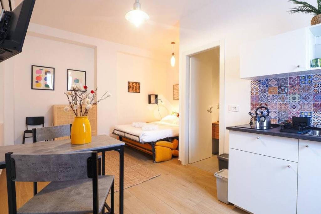 appartamento in vendita a Milano in zona Dergano