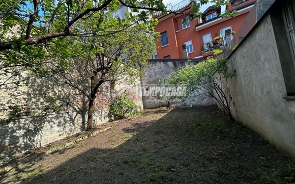 casa indipendente in vendita a Milano in zona Bovisa