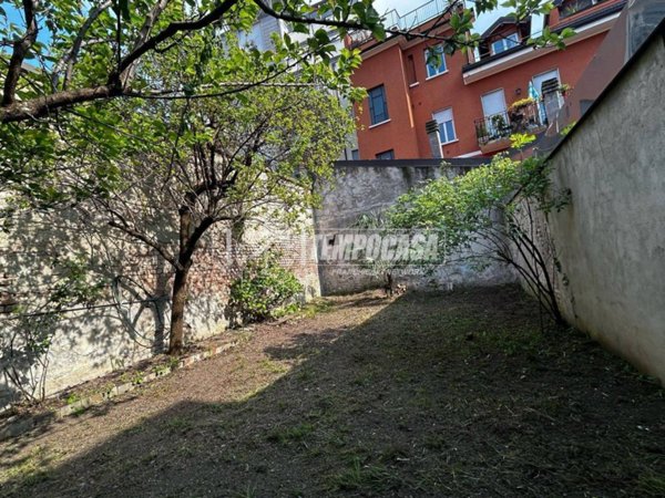 casa indipendente in vendita a Milano in zona Bovisa