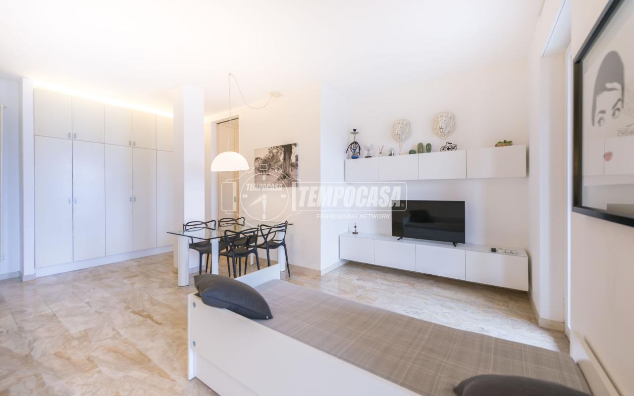 appartamento in vendita a Milano in zona Precotto