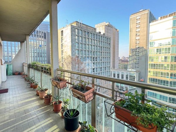 appartamento in vendita a Milano in zona Centro Direzionale