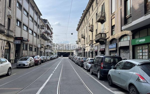 trivano in vendita a Milano in zona Lambrate