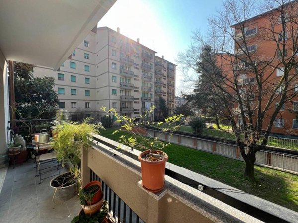 appartamento in vendita a Milano in zona Ponte Lambro