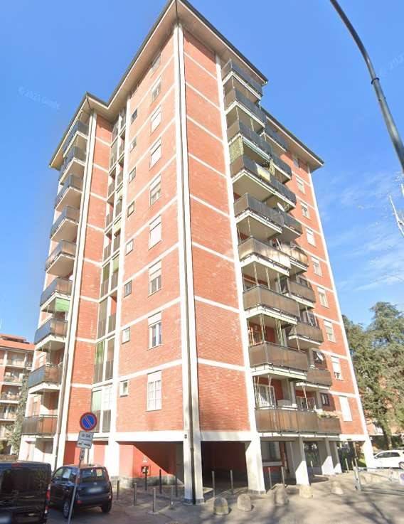 appartamento in vendita a Milano in zona Chiesa Rossa