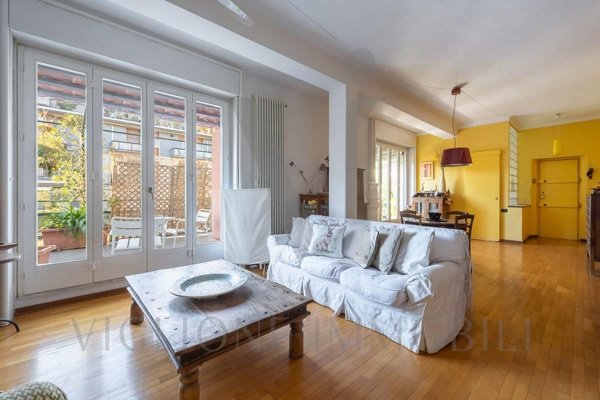 appartamento in vendita a Milano in zona Città Studi