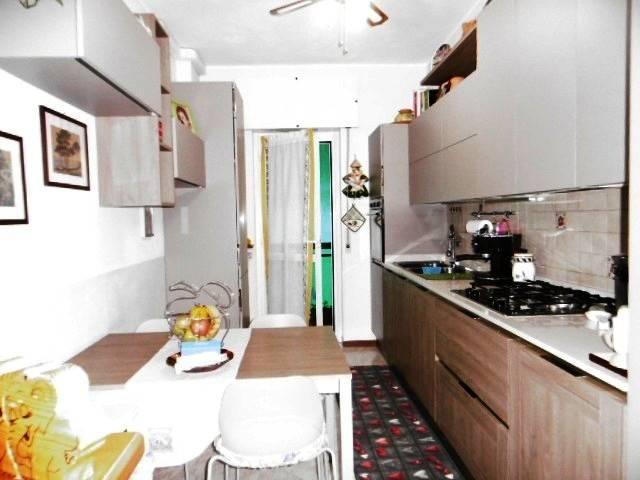 appartamento in vendita a Milano in zona Corvetto