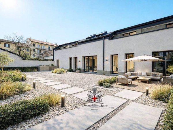 appartamento in vendita a Milano in zona Morivione