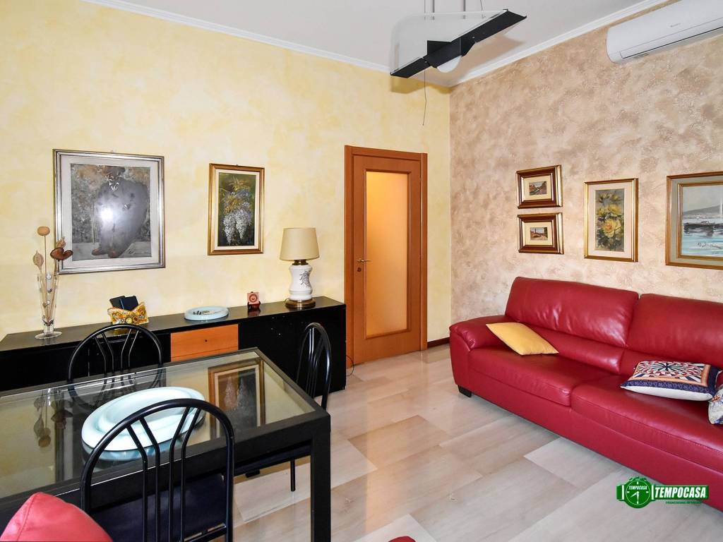 appartamento in vendita a Milano in zona Barona