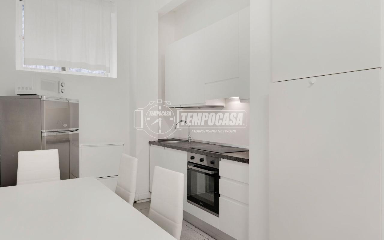 appartamento in vendita a Milano in zona Città Studi