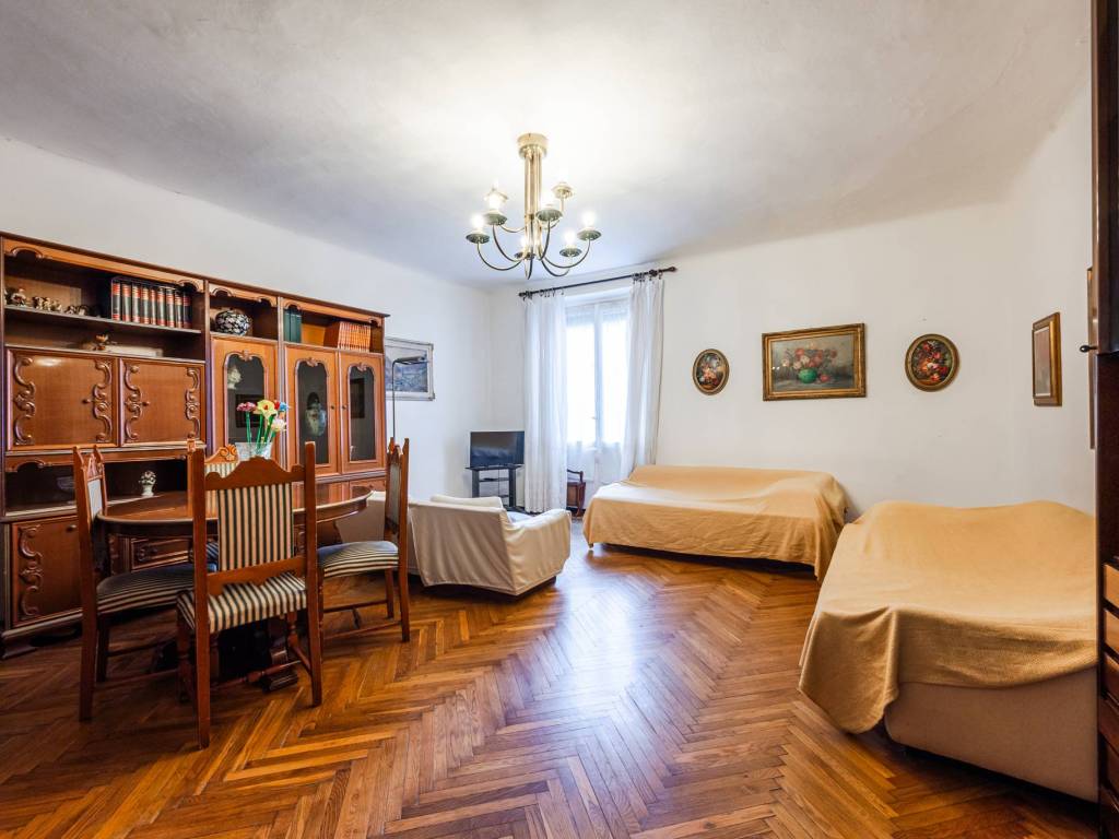 appartamento in vendita a Milano in zona Centro Direzionale