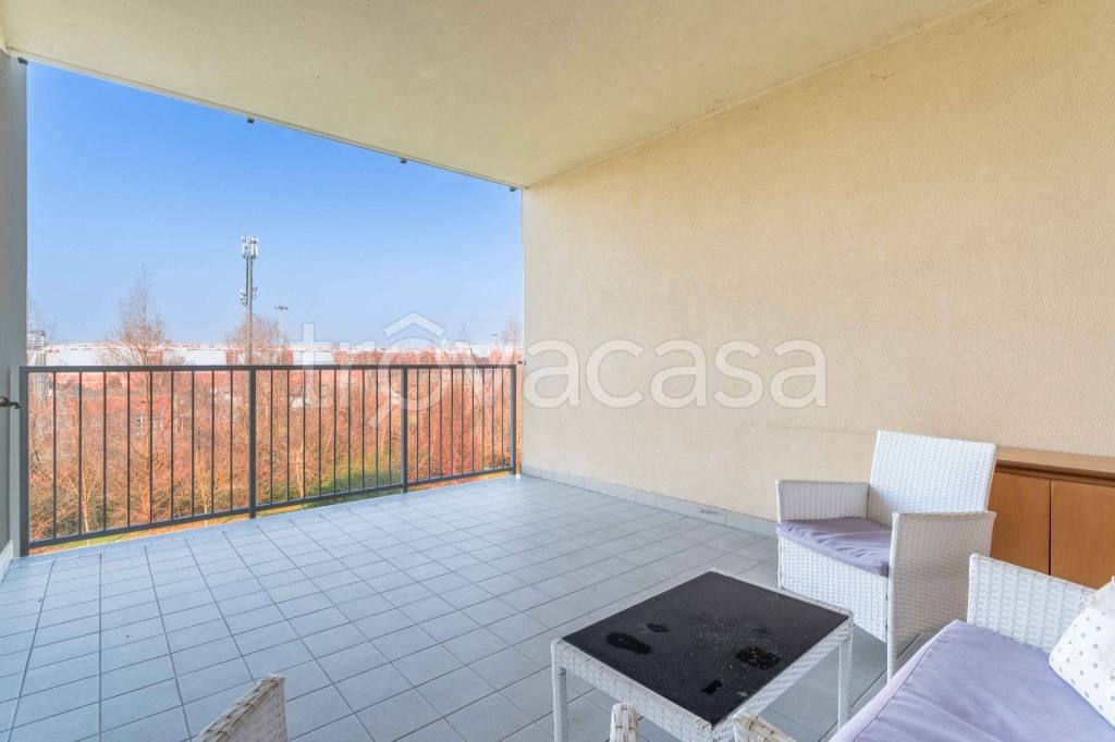 appartamento in vendita a Milano in zona Famagosta