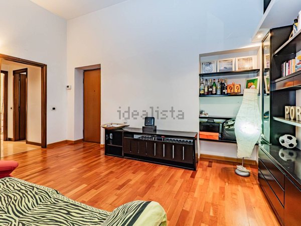 appartamento in vendita a Milano in zona Isola