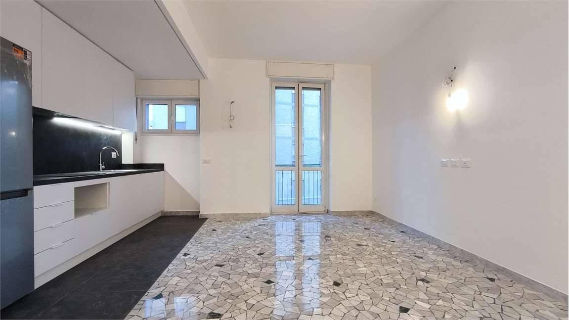 appartamento in vendita a Milano in zona Dergano
