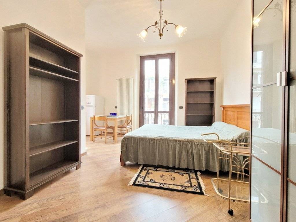 appartamento in vendita a Milano in zona Stazione Centrale