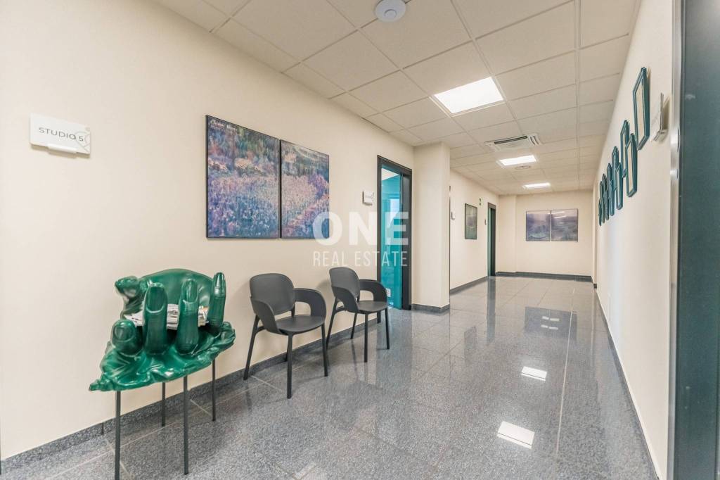negozio in vendita a Milano in zona Vialba