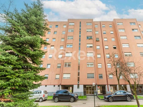 appartamento in vendita a Milano in zona Gallaratese