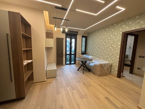 appartamento in vendita a Milano in zona Sempione