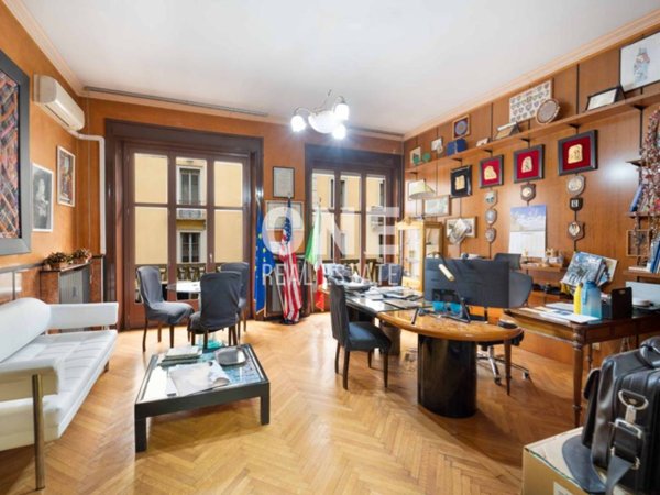 appartamento in vendita a Milano in zona Porta Venezia
