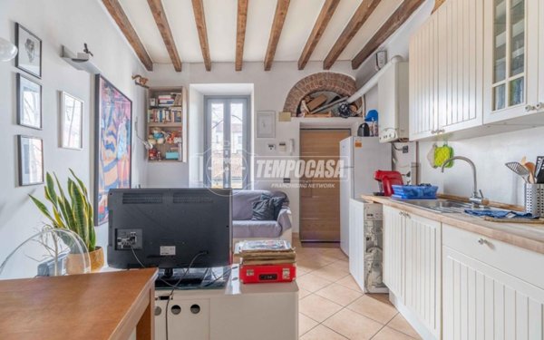 appartamento in vendita a Milano in zona Morivione
