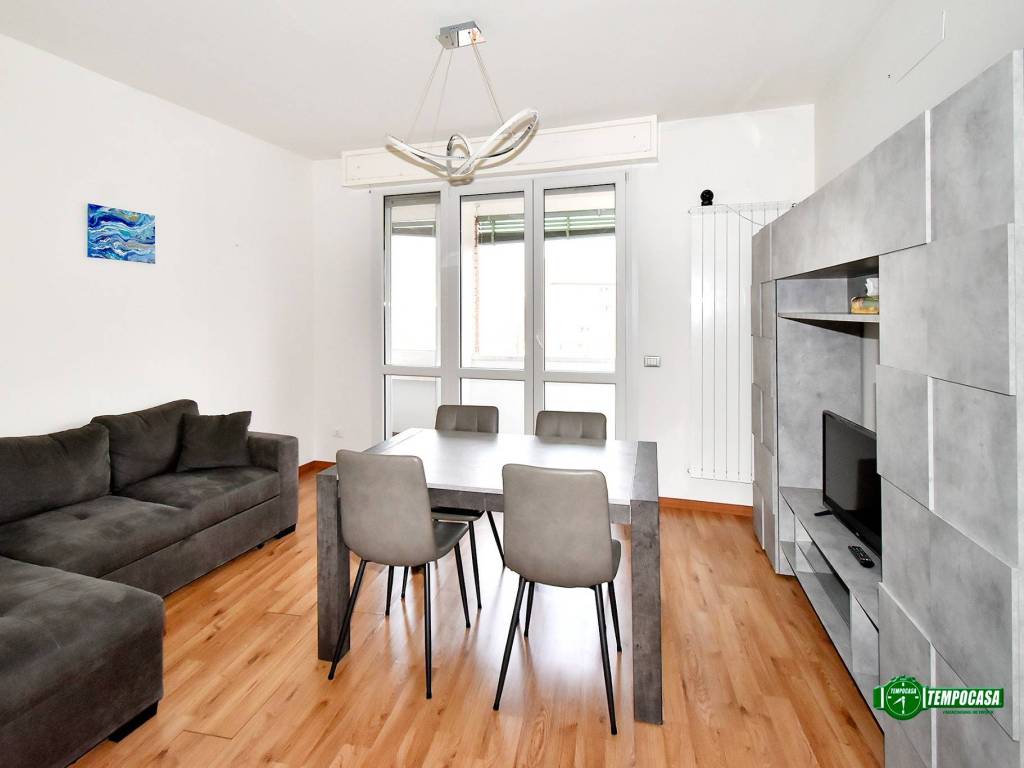 appartamento in vendita a Milano in zona Famagosta